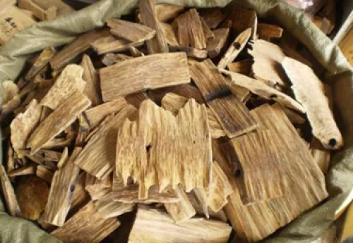Agila Wood